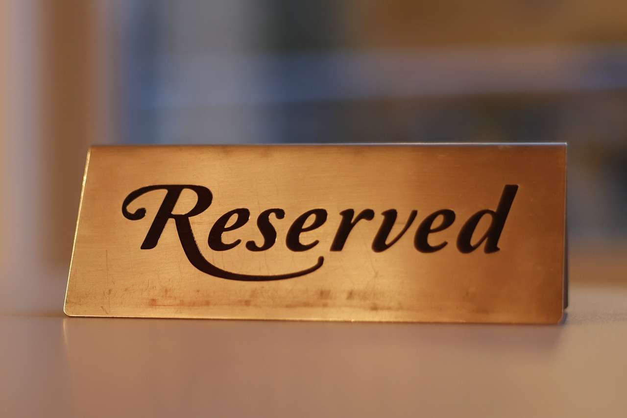 Interface de réservation d'hôtel avec réductions appliquées